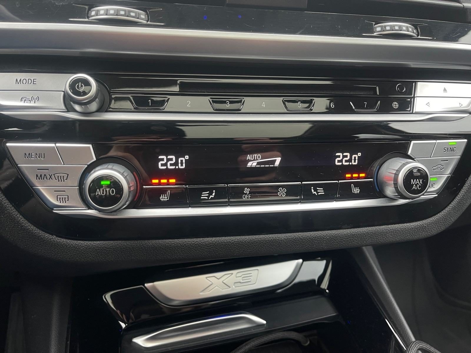 2019 BMW X3 xLine — fotografija 16