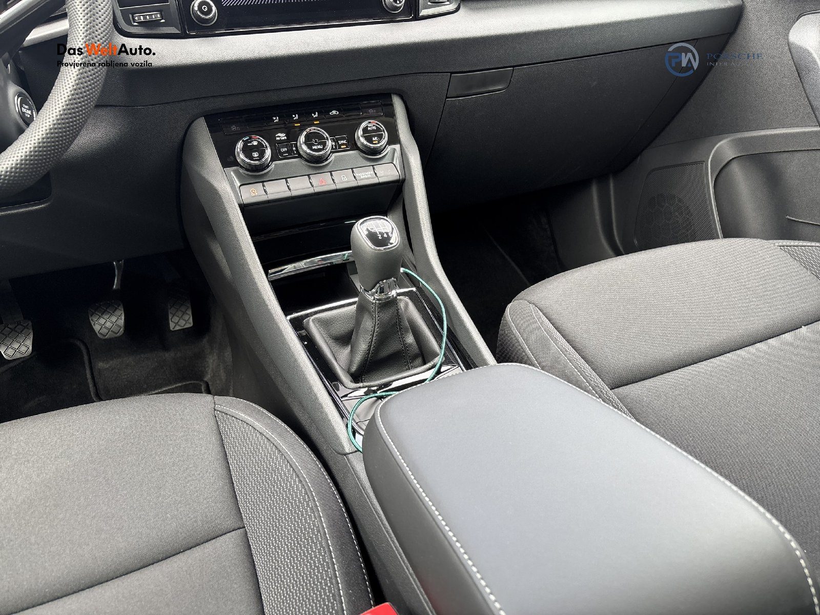 2026 Škoda Karoq — fotografija 16