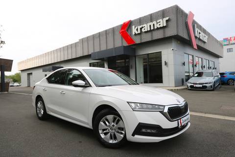 2022 Škoda Octavia — sličica 12