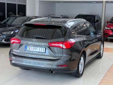 2019 Ford Focus — sličica 2
