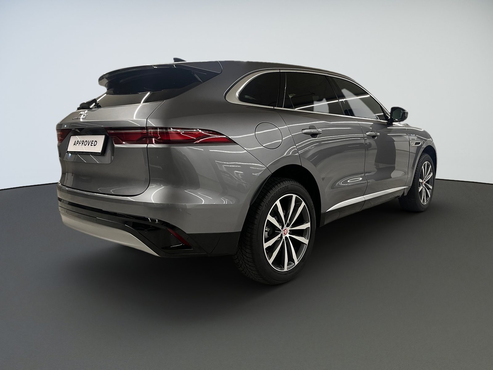 2023 Jaguar F-Pace — fotografija 5