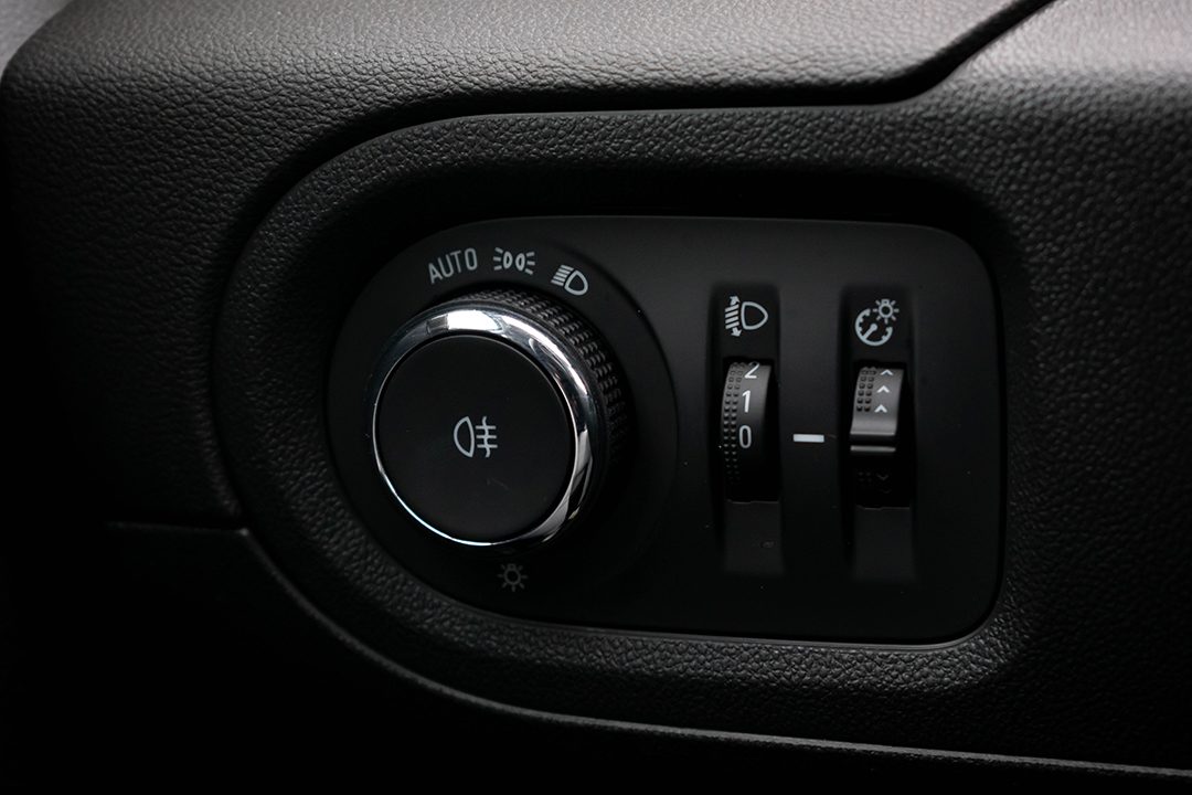 2021 Opel Grandland X — fotografija 16