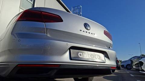 2020 Volkswagen Passat — sličica 29