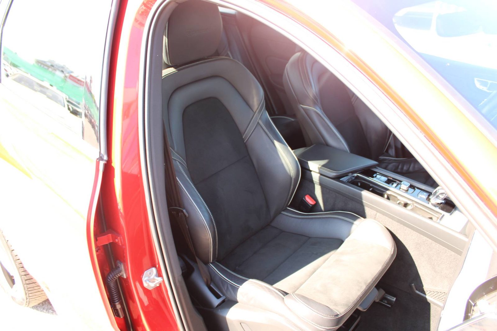 2019 Volvo XC60 — fotografija 12