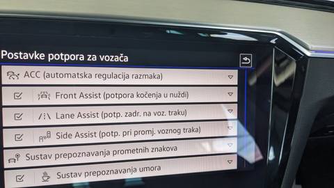 2023 Volkswagen Passat — sličica 16