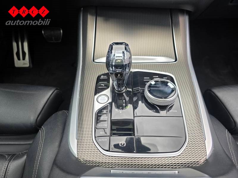 2022 BMW X5 — fotografija 11