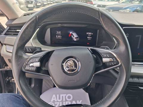 2022 Škoda Octavia Combi — sličica 24