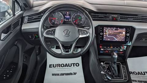 2023 Volkswagen Passat — sličica 14