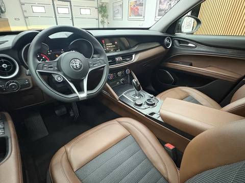 2019 Alfa Romeo Stelvio — sličica 6