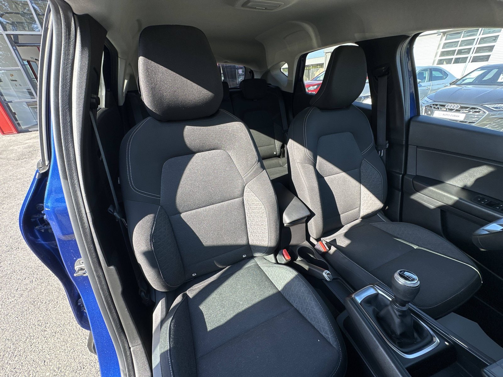 2024 Renault Captur — fotografija 23