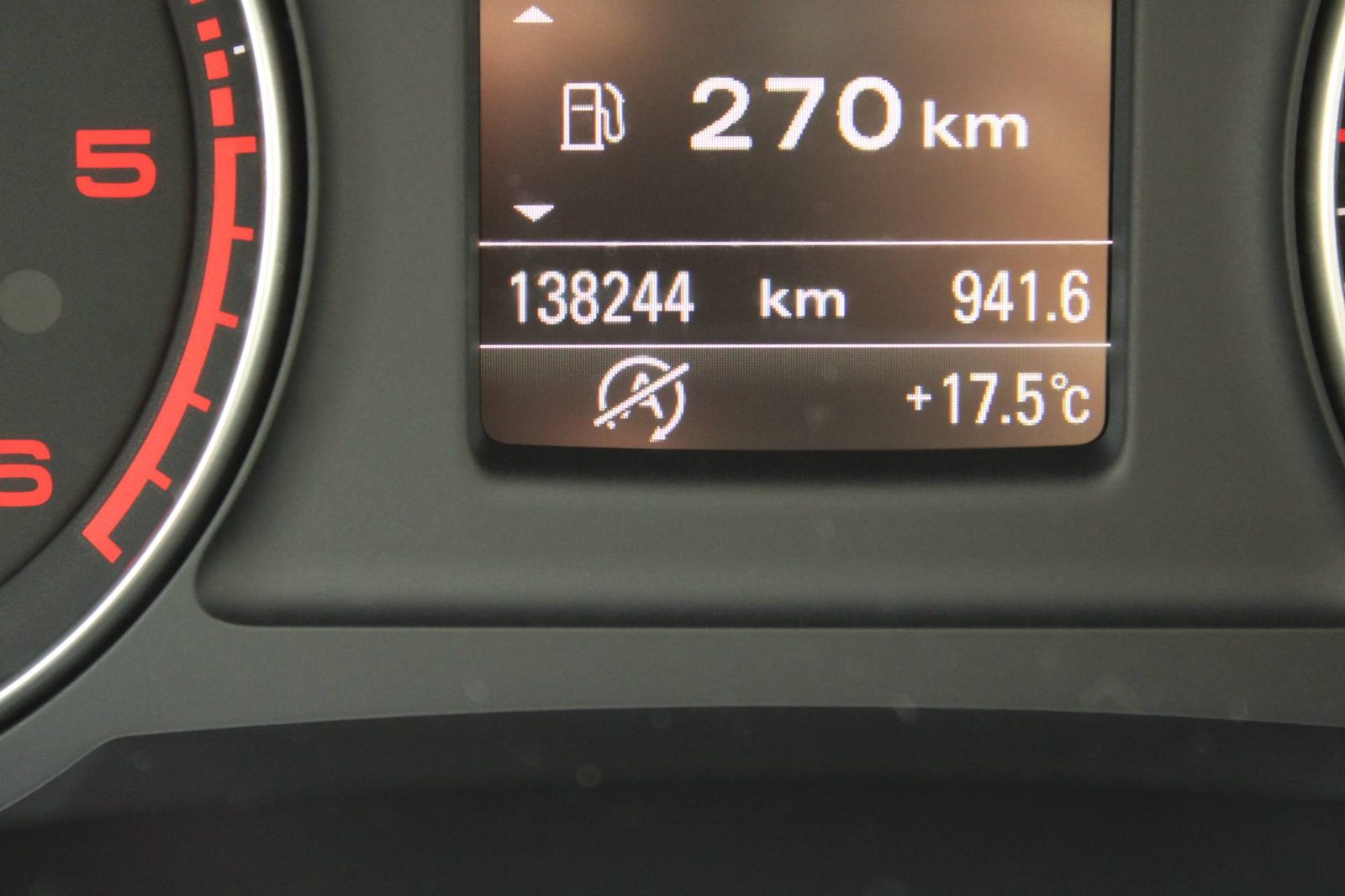 2018 Audi Q3 — fotografija 20