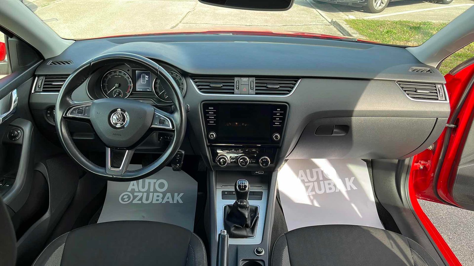 2019 Škoda Octavia Combi — fotografija 11
