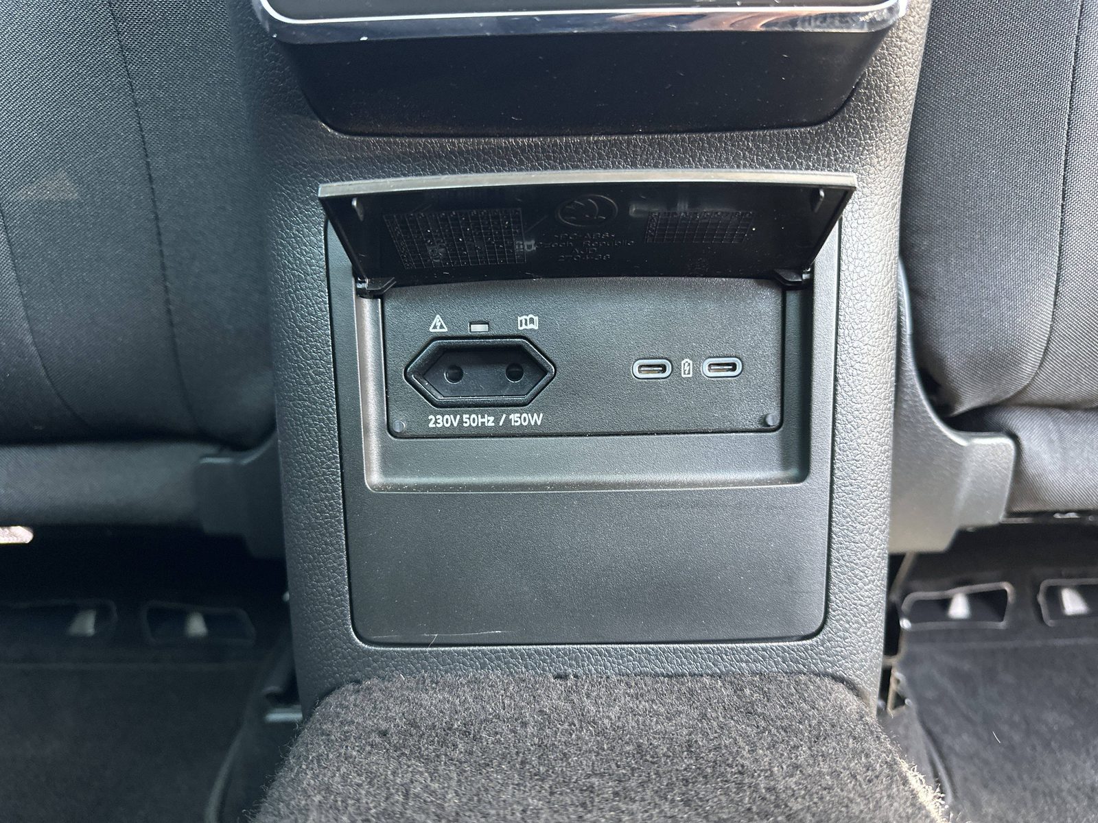 2024 Škoda Superb — fotografija 23