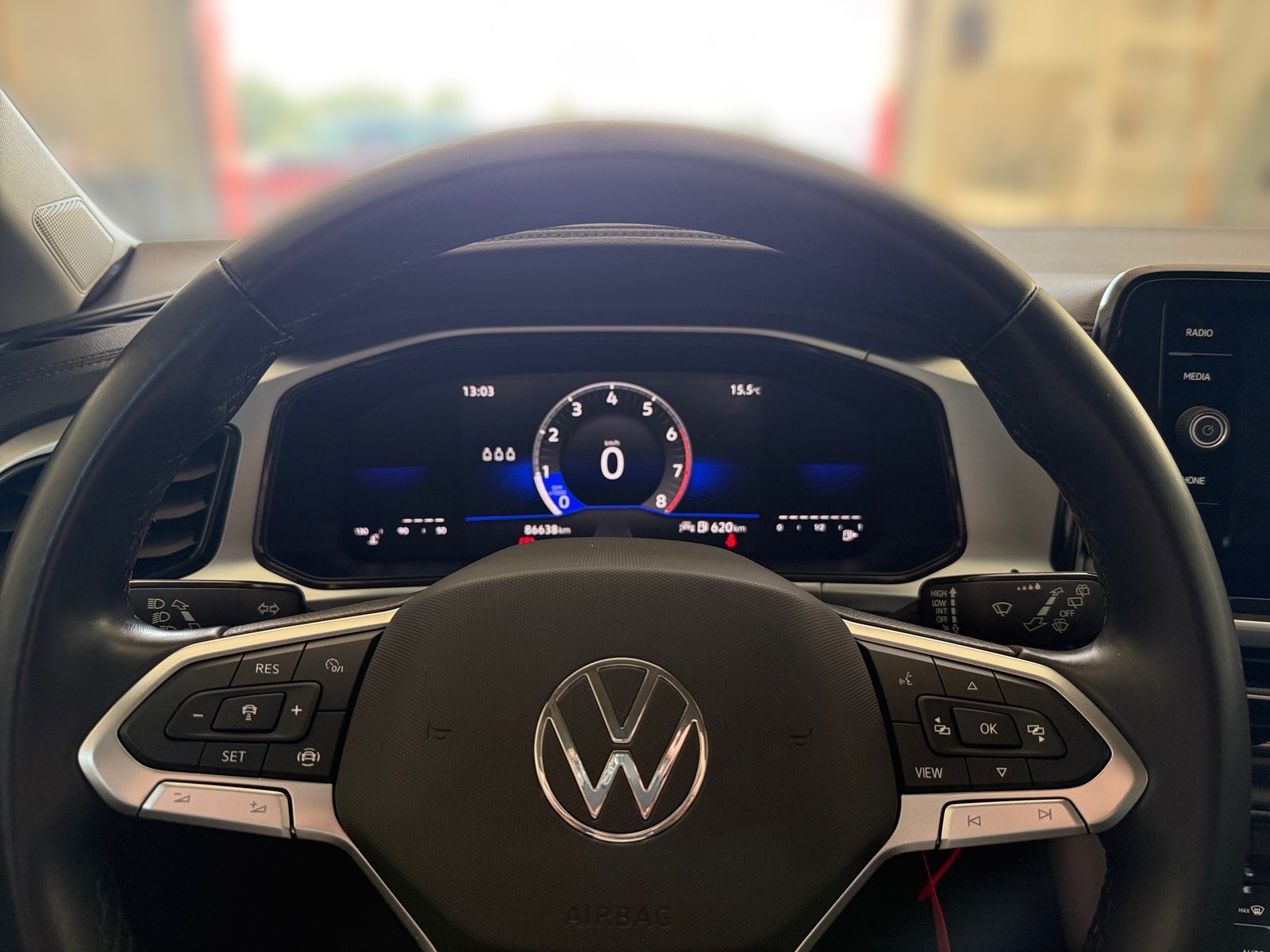 2023 Volkswagen T-Roc — fotografija 17