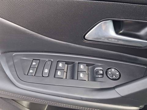 2024 Peugeot 308 — sličica 25