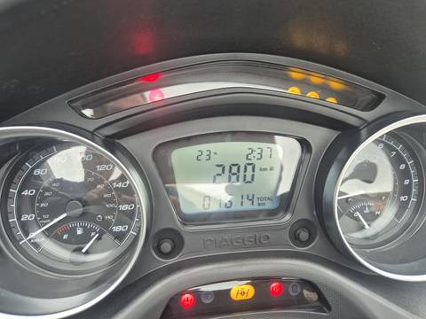 2023 Piaggio MP3 300