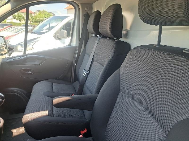 2019 Renault Trafic — fotografija 12