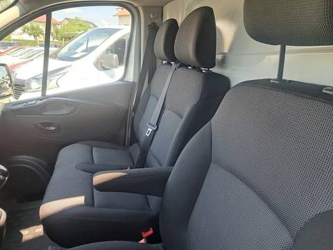 2019 Renault Trafic — sličica 12