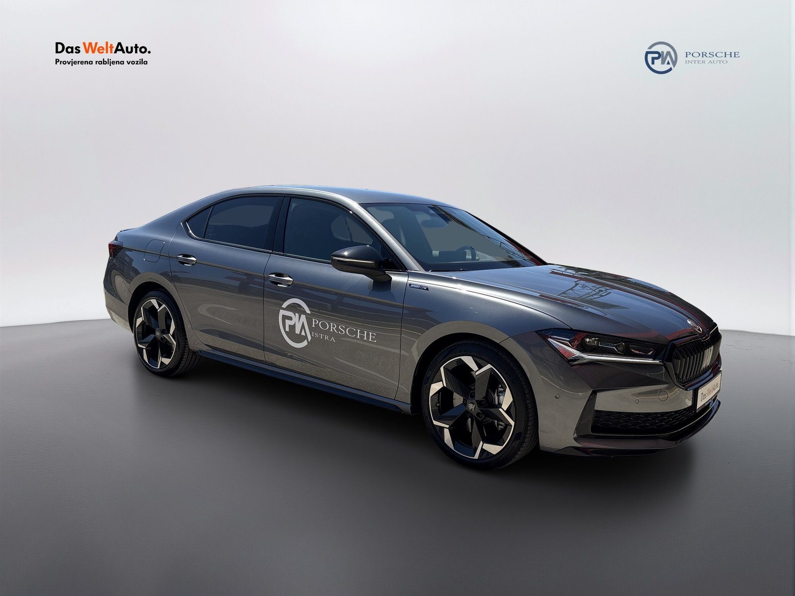 2026 Škoda Superb Sportline — fotografija 3