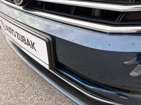 2021 Volkswagen Passat — sličica 14
