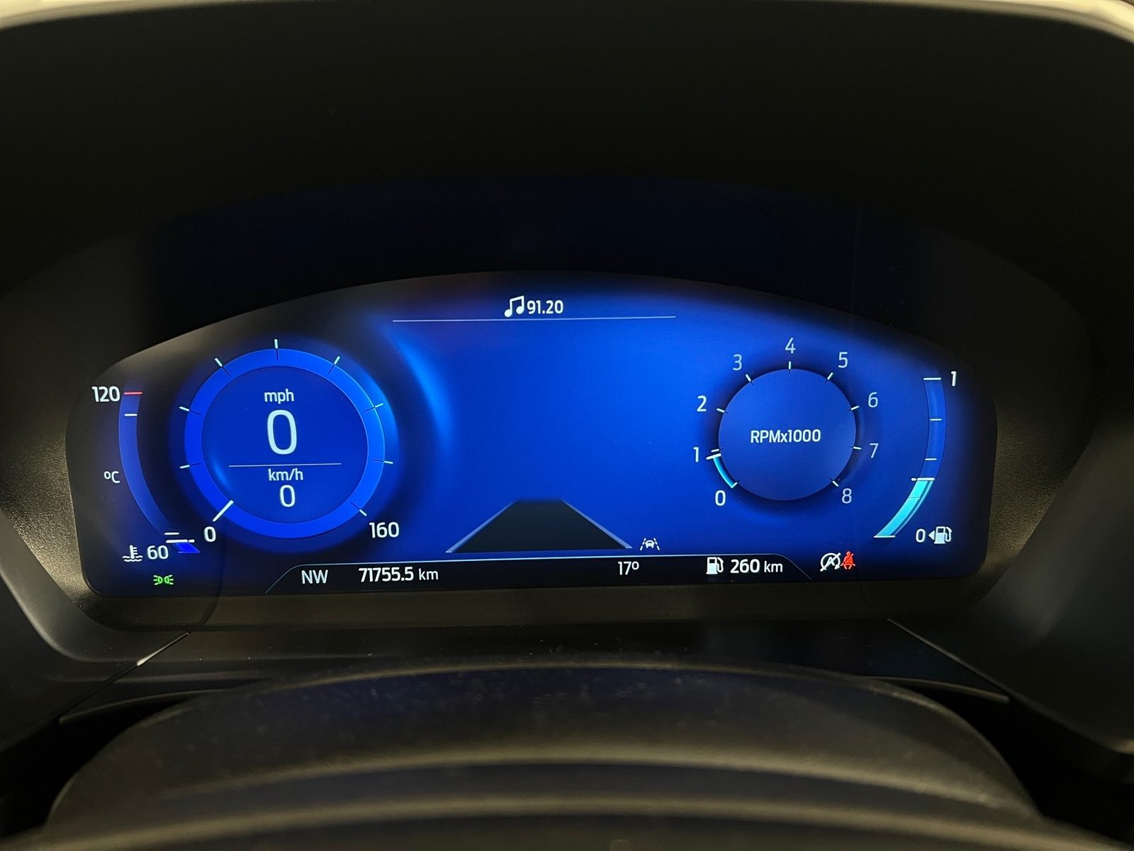 2023 Ford Kuga — fotografija 17