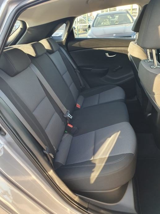 2014 Hyundai i30 — fotografija 17