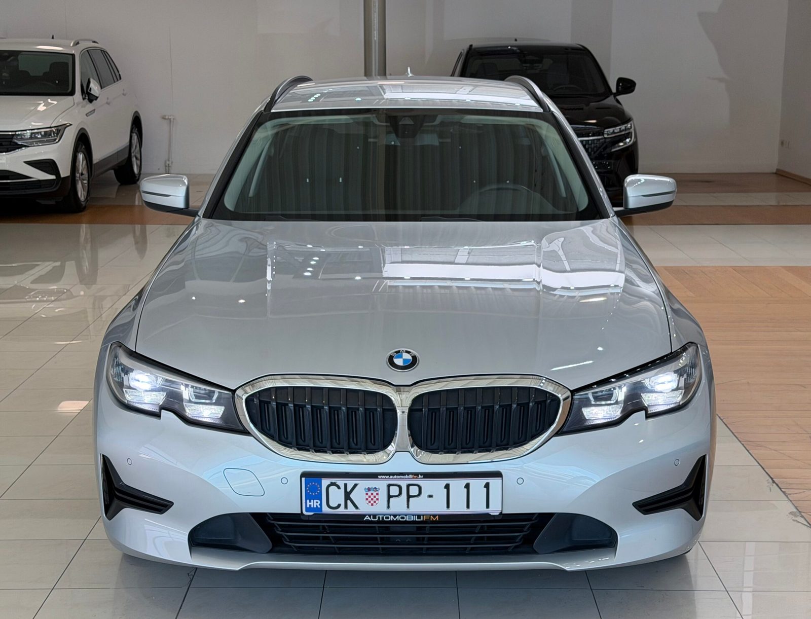 2021 BMW Serija 3 — fotografija 3