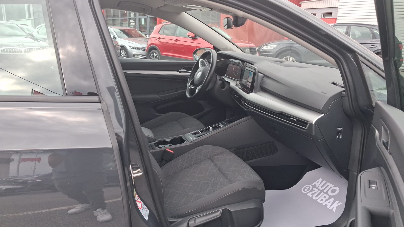 2023 Volkswagen Golf — fotografija 9