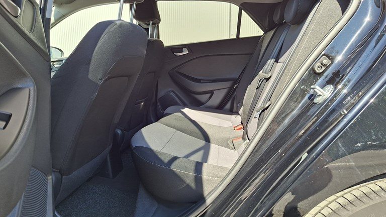 2020 Hyundai i20 — fotografija 7