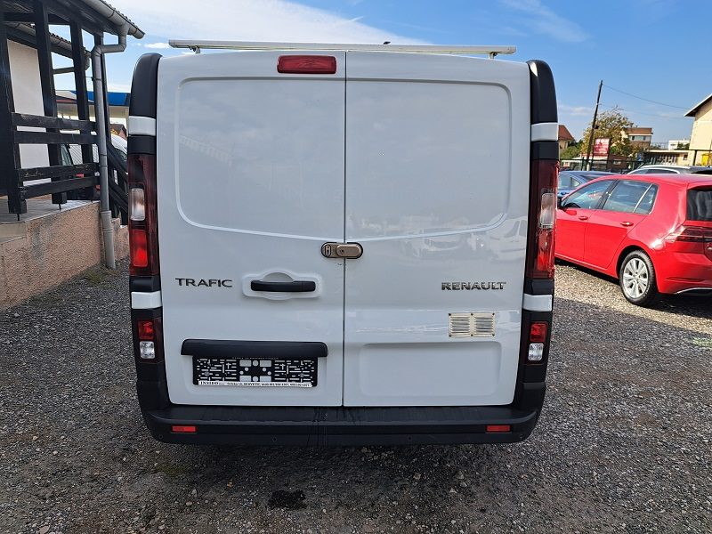 2020 Renault Trafic — fotografija 5