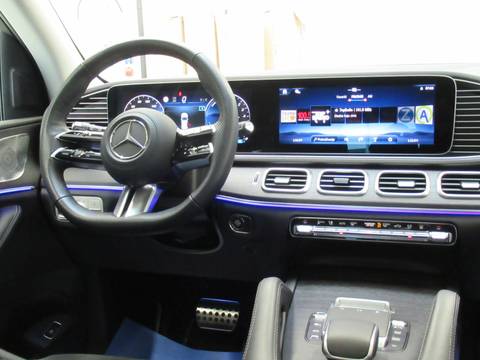 2025 Mercedes-Benz GLE — sličica 14