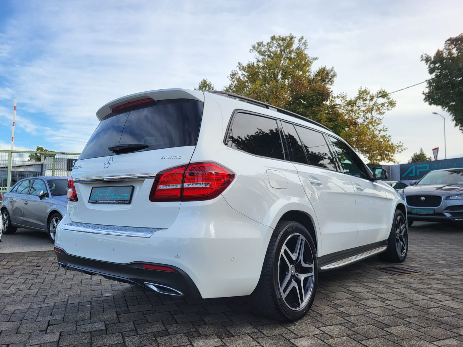2016 Mercedes-Benz GLS — fotografija 6