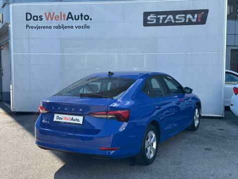 2020 Škoda Octavia — sličica 3