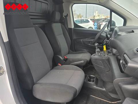 2021 Opel Combo — sličica 7