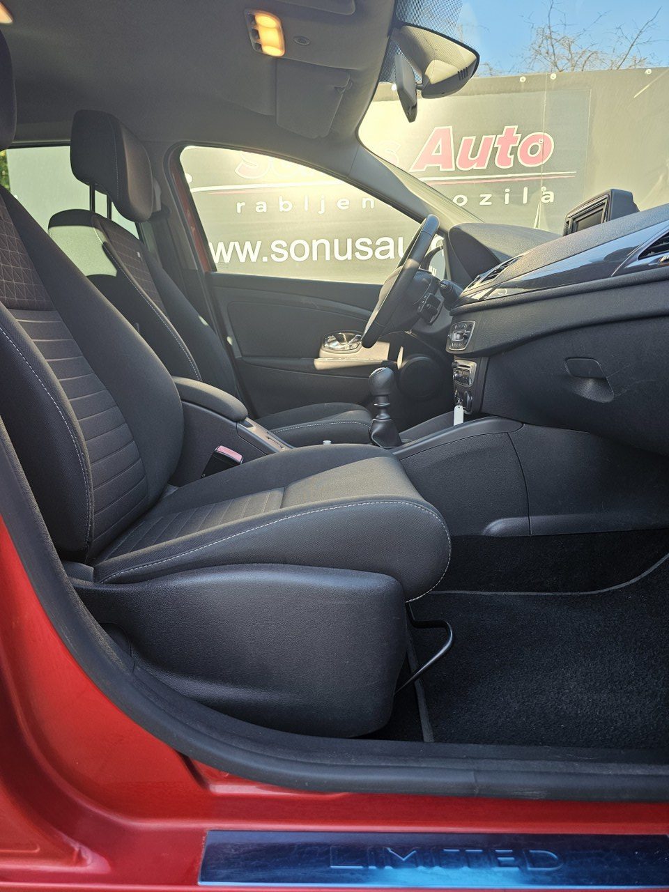 2016 Renault Megane Grandtour — fotografija 21