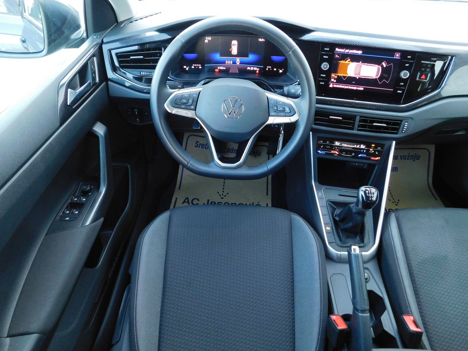 2023 Volkswagen Taigo — fotografija 10