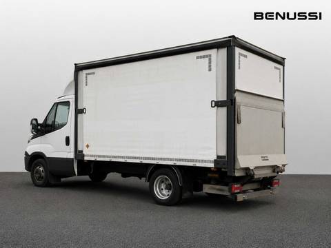 2016 Iveco Daily — sličica 2