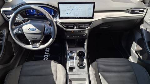 2022 Ford Focus — sličica 4
