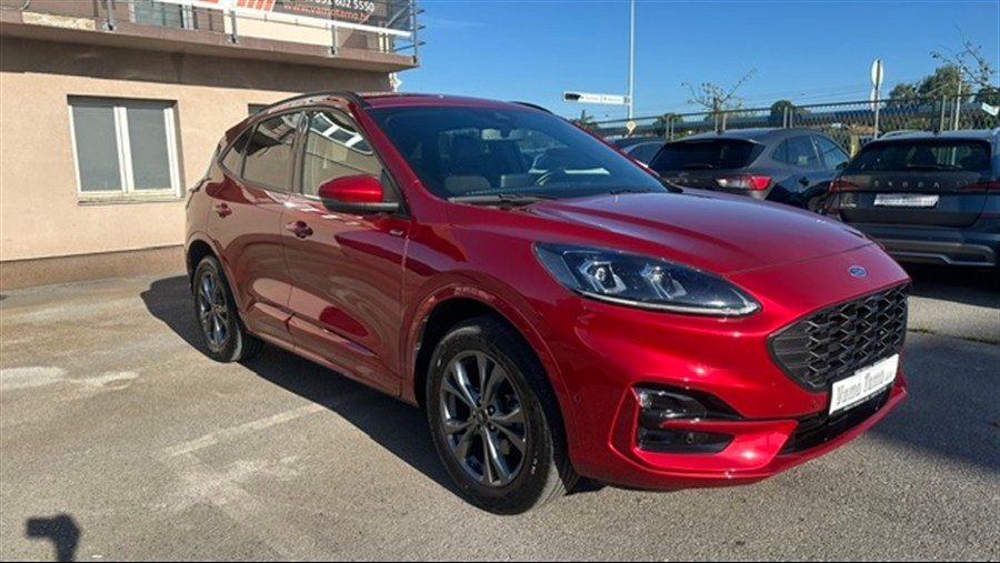 2023 Ford Kuga — fotografija 3