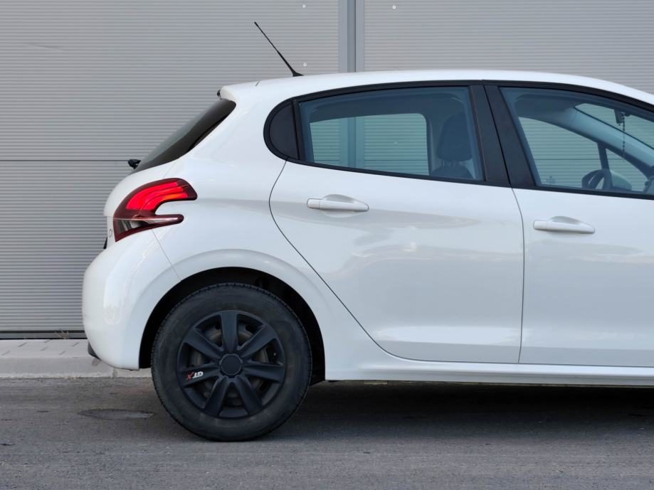 2019 Peugeot 208 — fotografija 9