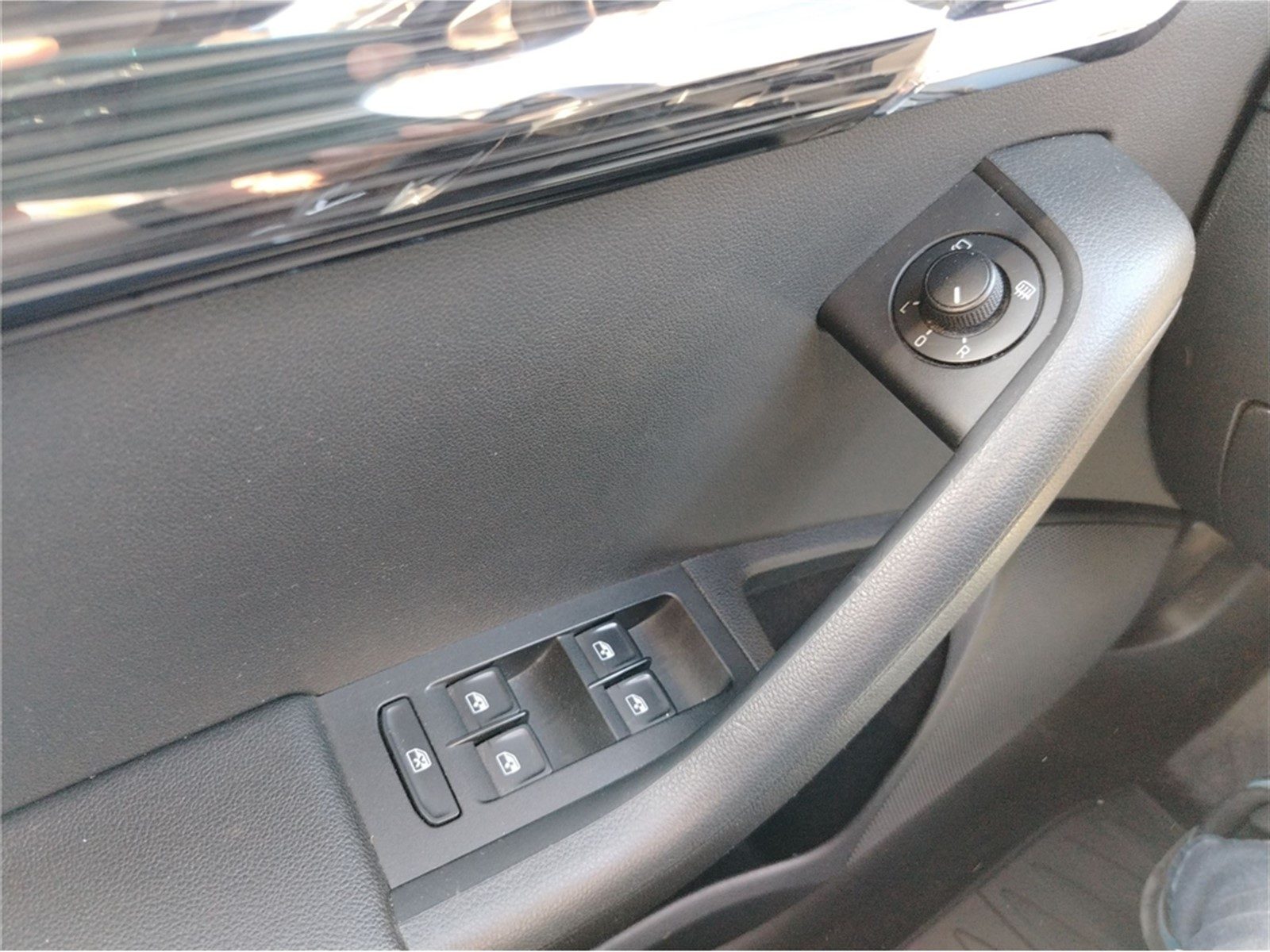 2019 Škoda Octavia Combi — fotografija 18