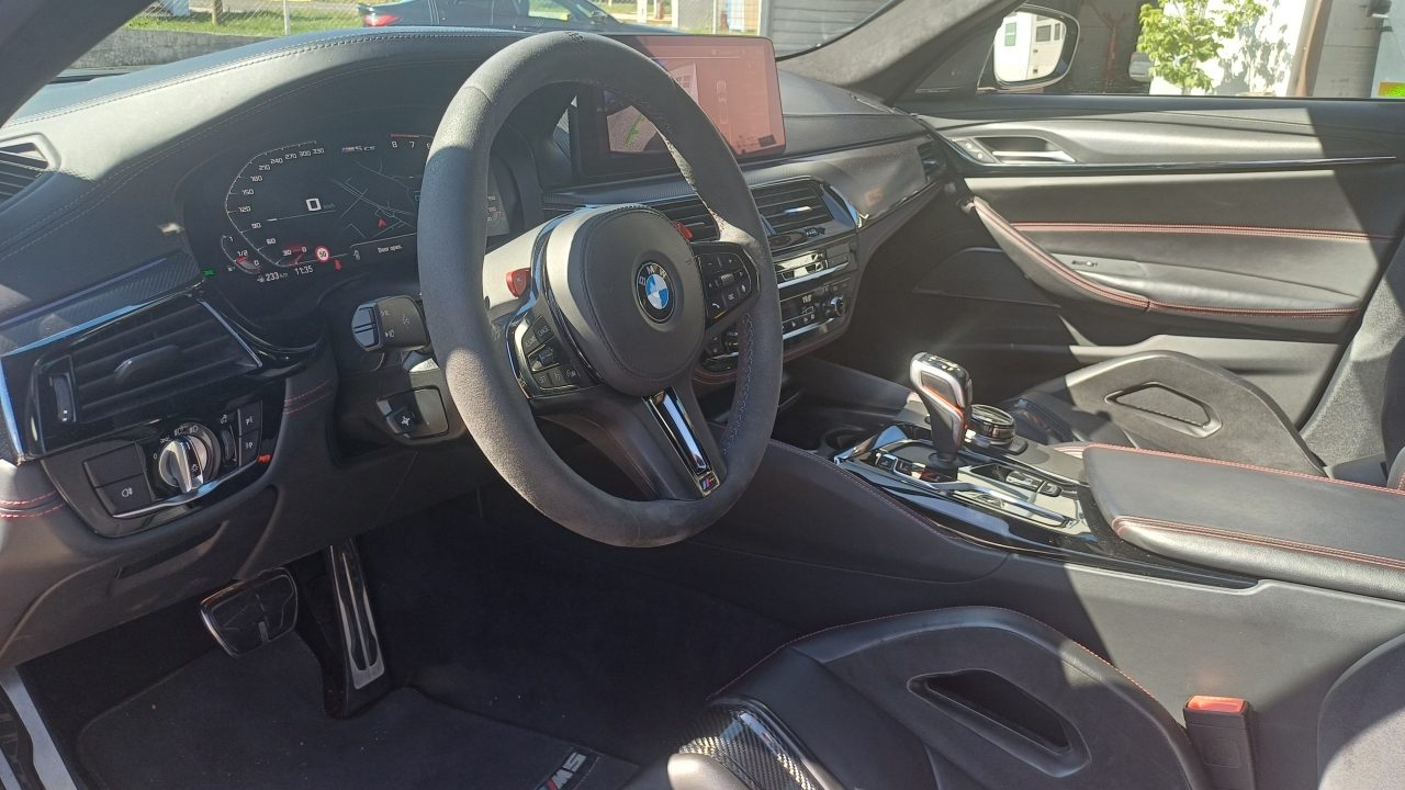 2021 BMW Serija 5 — fotografija 10