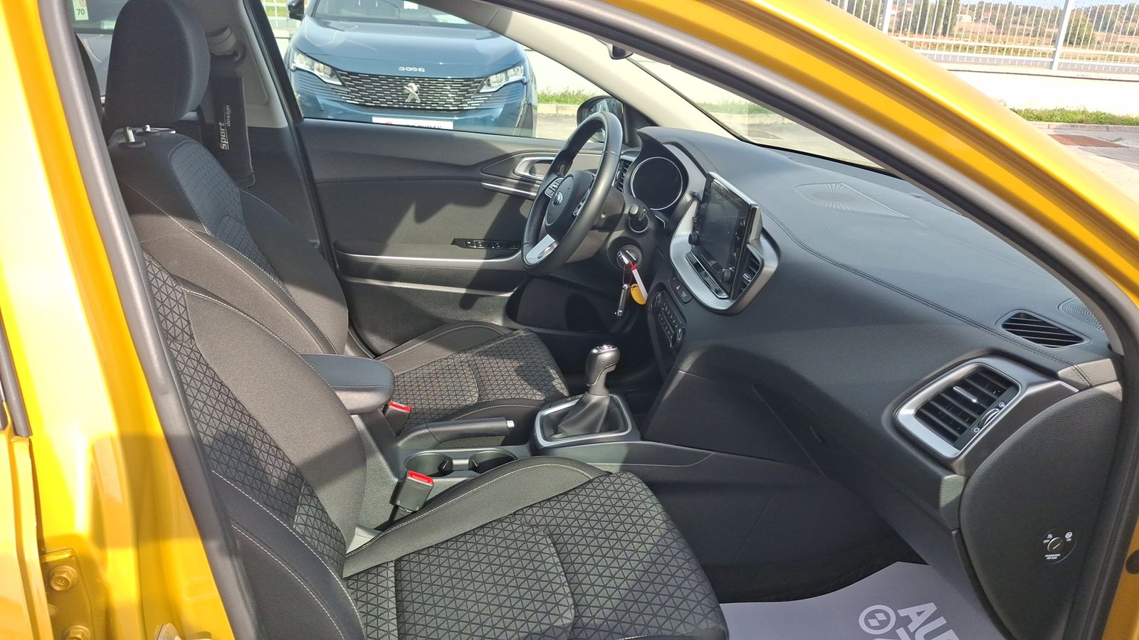 2020 Kia XCeed — fotografija 9