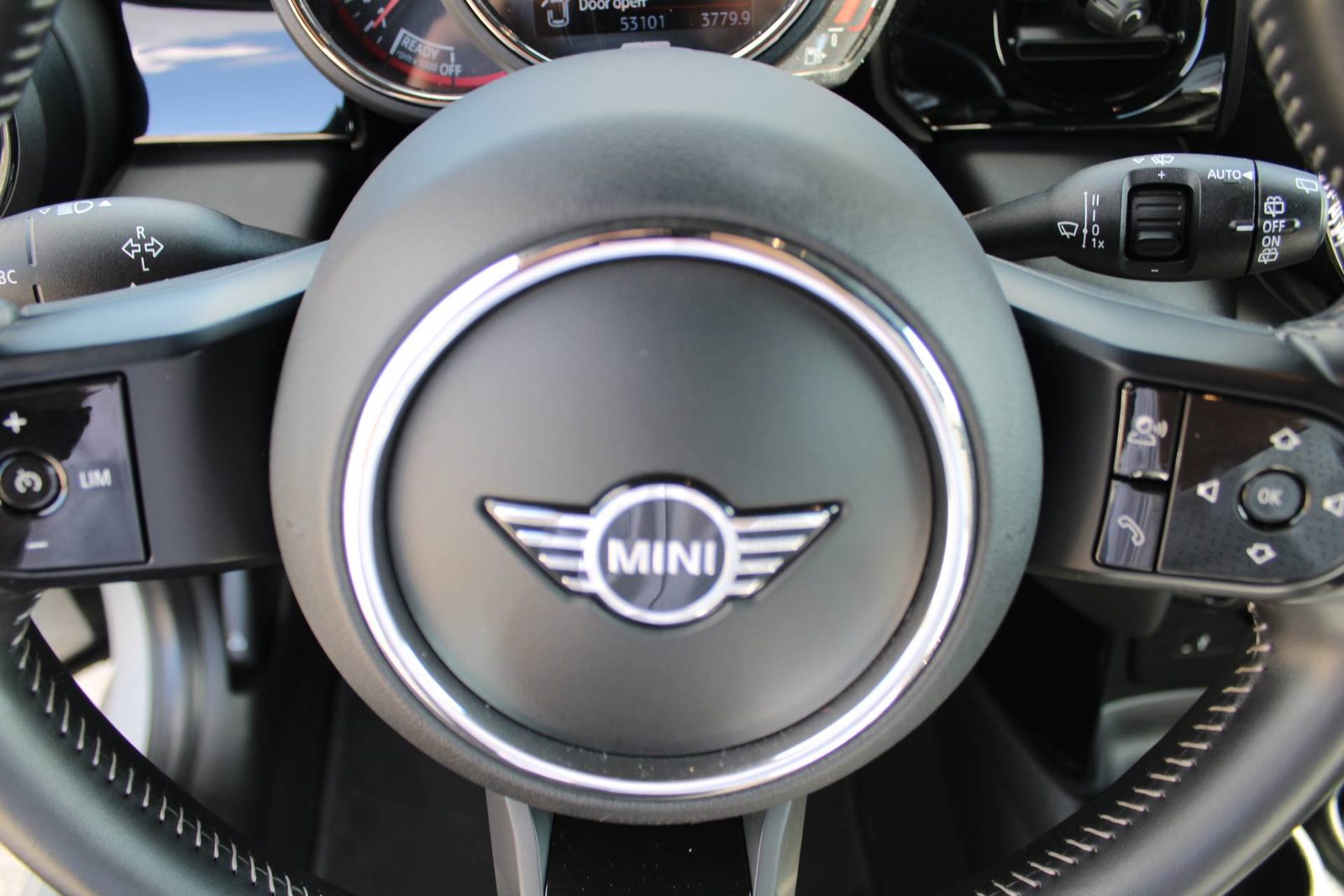 2021 Mini Cooper — fotografija 15