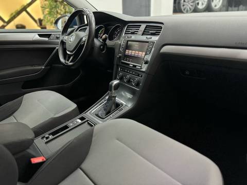 2015 Volkswagen Golf — sličica 20