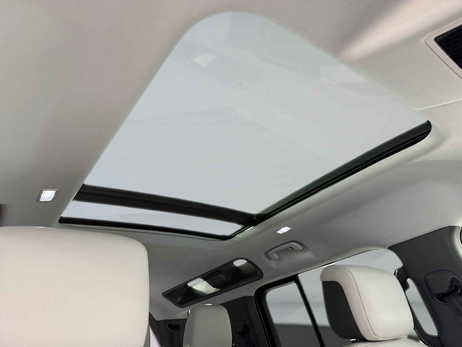 2025 Land Rover Defender — fotografija 22