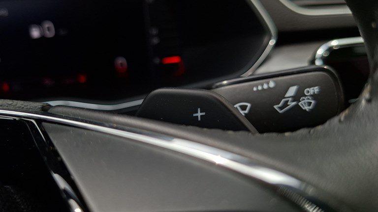 2021 Škoda Superb — fotografija 21