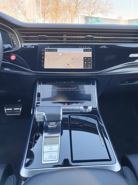 2019 Audi SQ8 S line — sličica 20