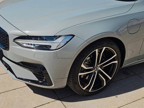 2023 Volvo S90 — sličica 9