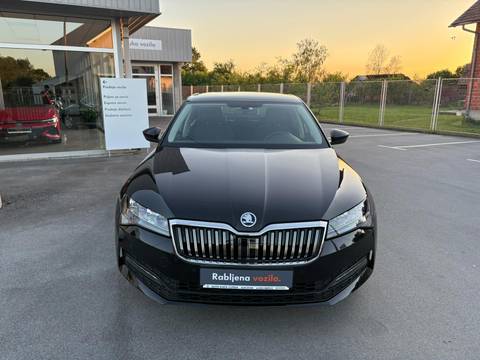 2021 Škoda Superb — sličica 2